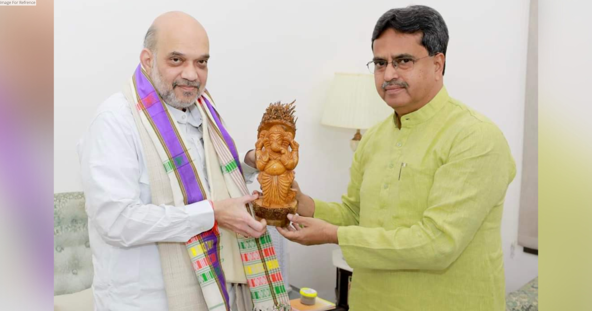 Amit Shah reviews implementation of Bru agreement with Tripura CM